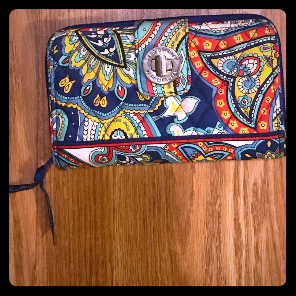 {Vera Bradley} wallet